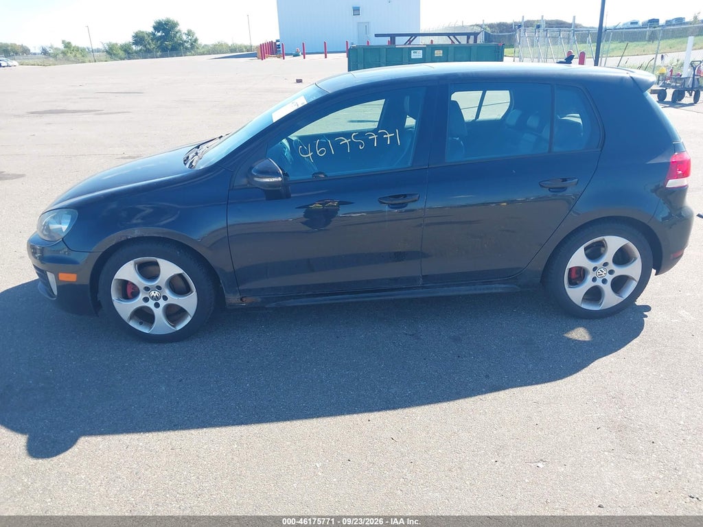 2010 Volkswagen GTI 4-Door photo 6