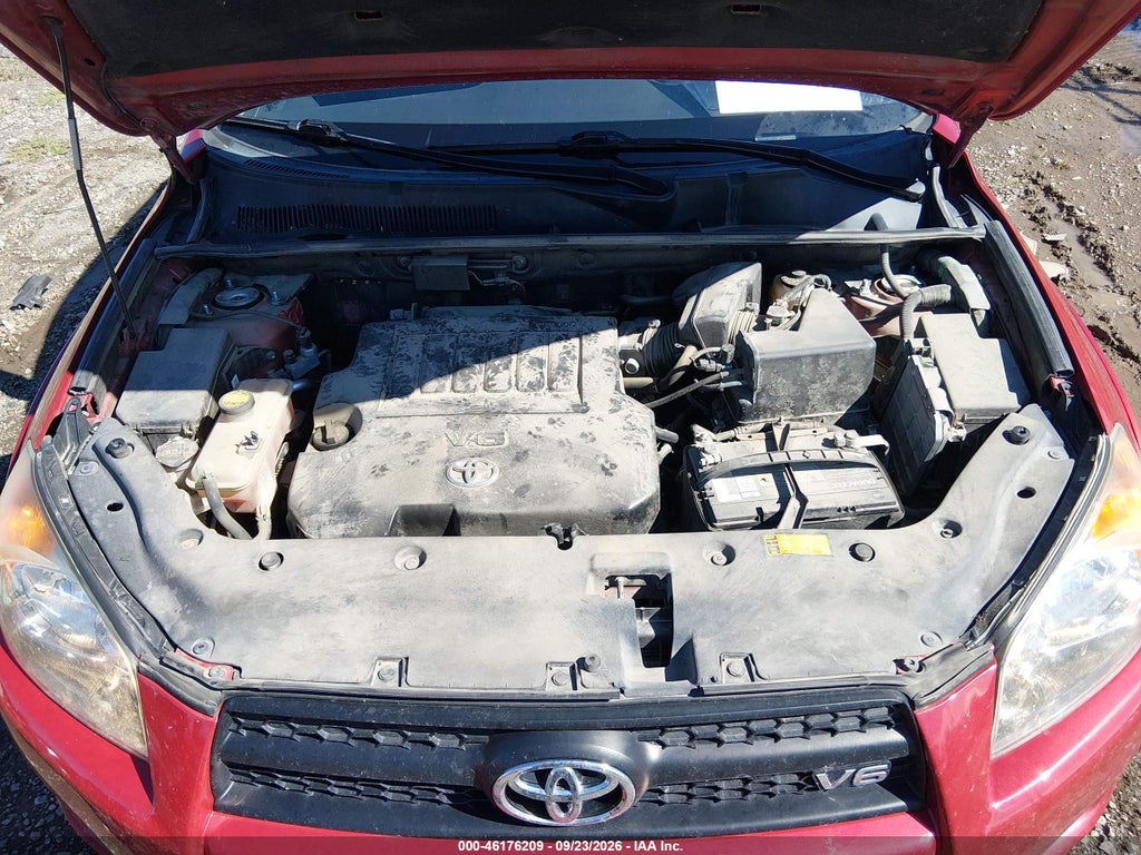 2012 Toyota RAV4 Sport V6 photo 10