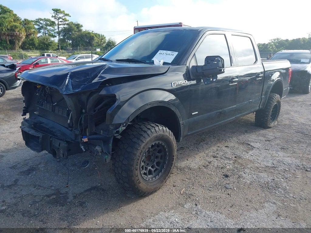 2015 Ford F-150 Lariat photo 2