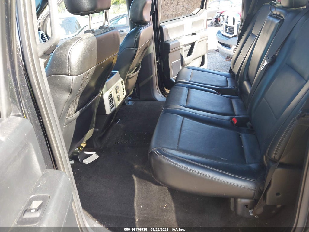 2015 Ford F-150 Lariat photo 8