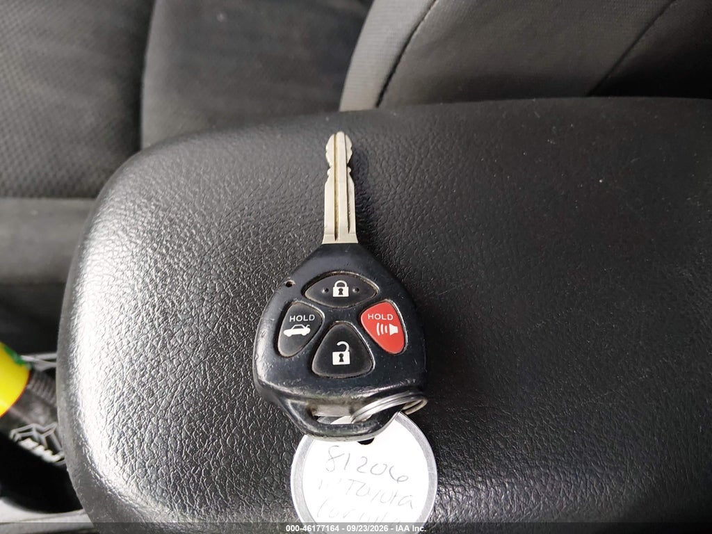 2011 Toyota Corolla S photo 11