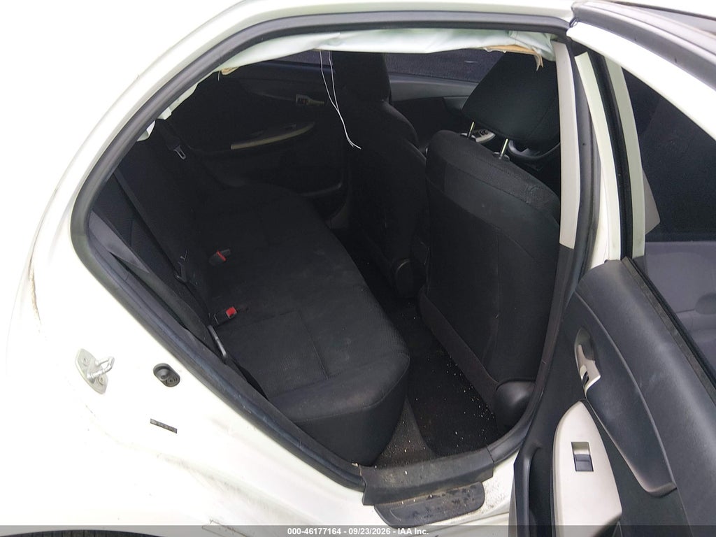2011 Toyota Corolla S photo 8