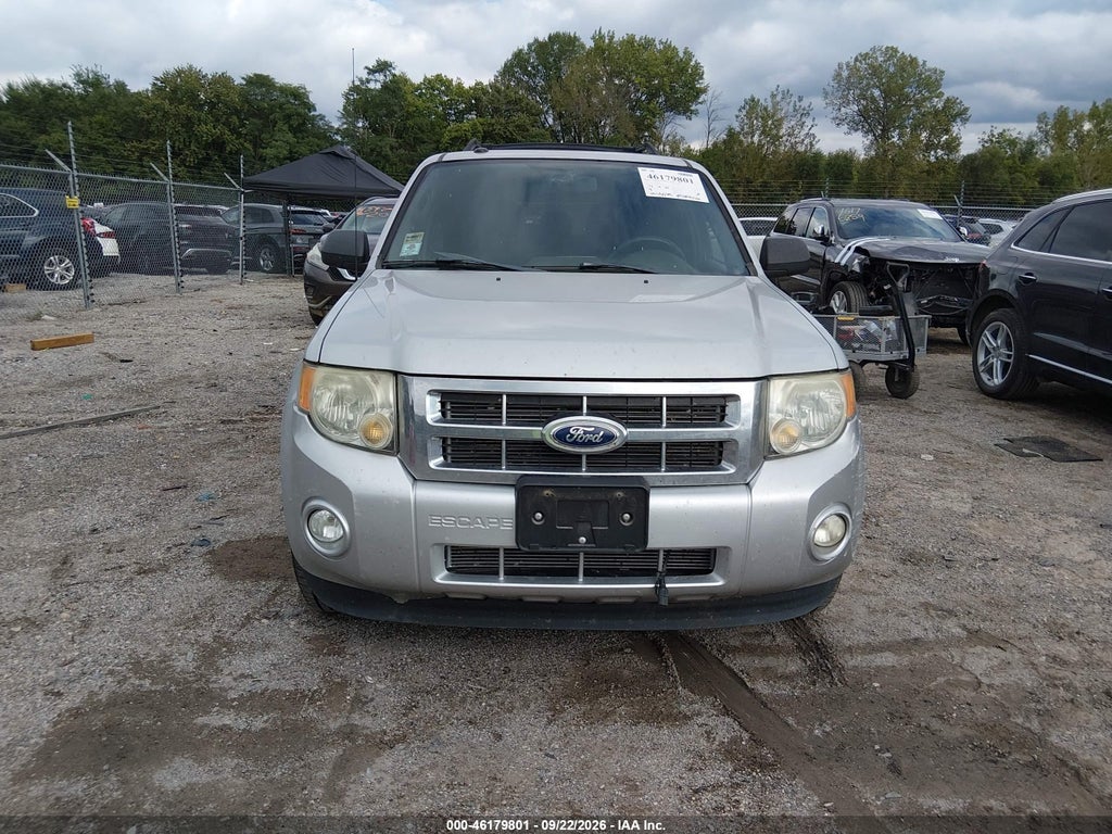 2011 Ford Escape XLT Automatic photo 6