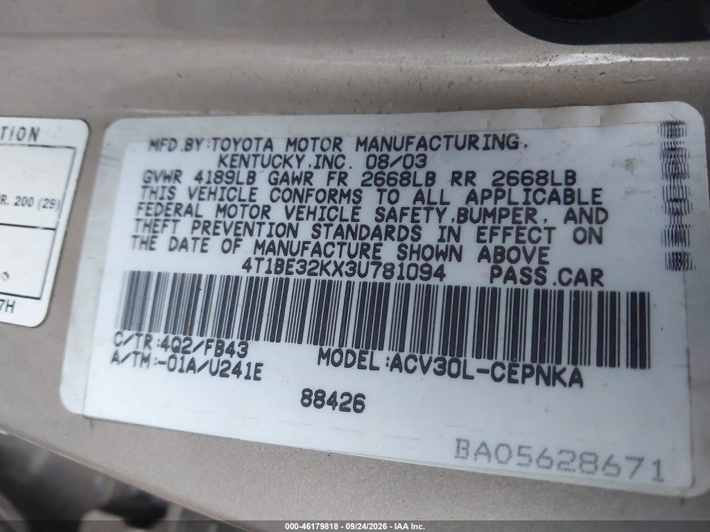 2003 Toyota Camry LE photo 9