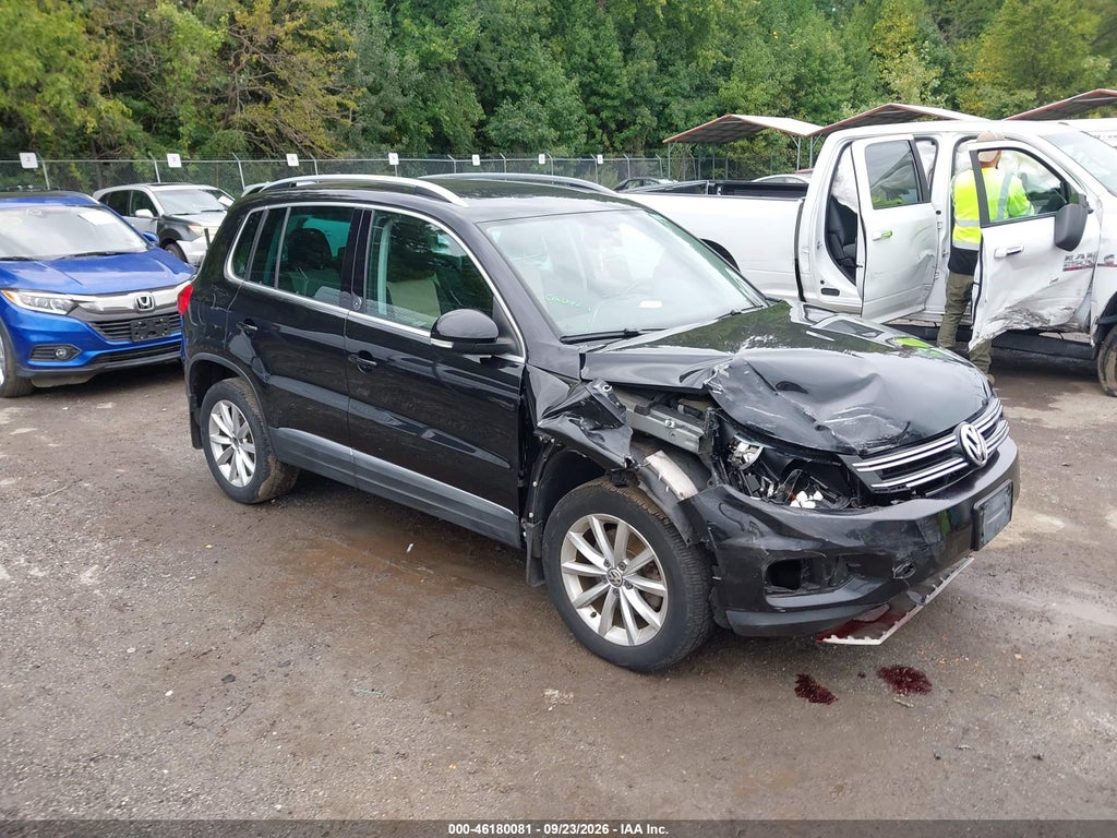 2017 Volkswagen Tiguan 2.0T Wolfsburg Edition photo 1