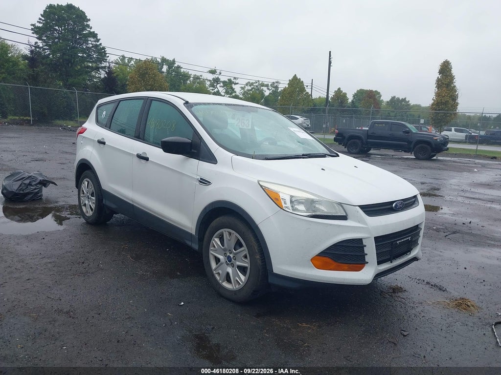 2016 Ford Escape S photo 1