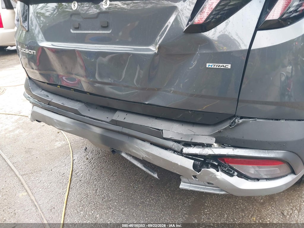 2025 Hyundai Tucson SEL Convenience photo 6