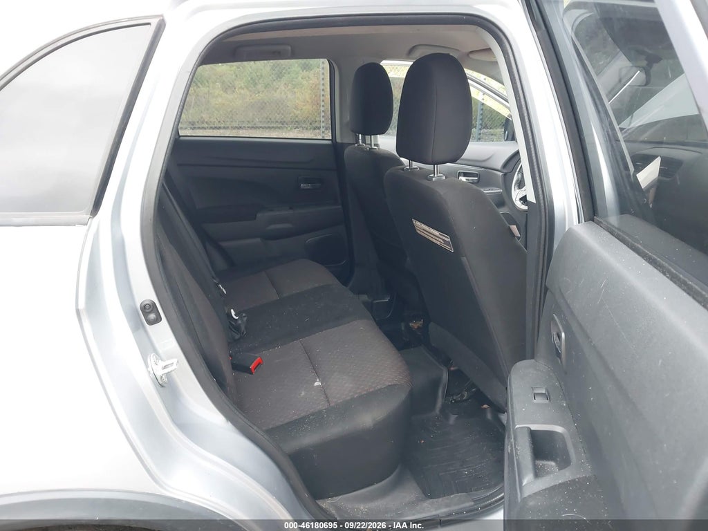 2017 Mitsubishi Outlander Sport 2.0 LE photo 8