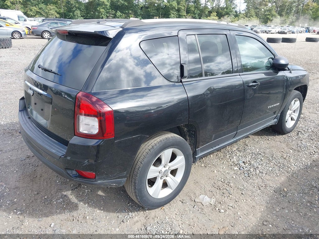 2016 Jeep Compass Sport photo 4