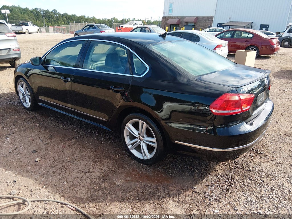 2014 Volkswagen Passat 1.8T SEL Premium photo 3