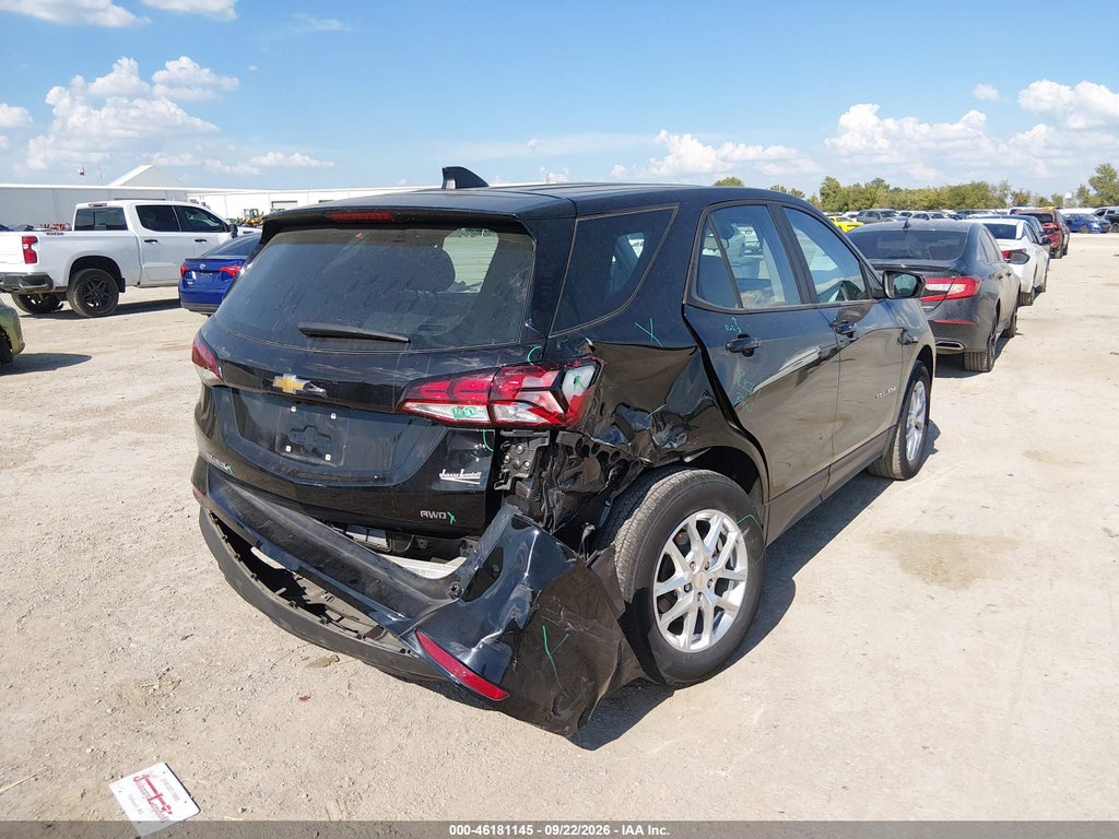 2024 Chevrolet Equinox AWD LS photo 4