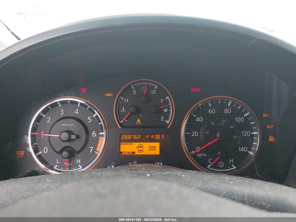 2009 Nissan Titan LE photo 7
