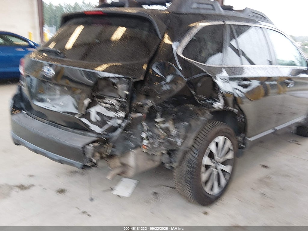 2017 Subaru Outback 3.6R Limited photo 6