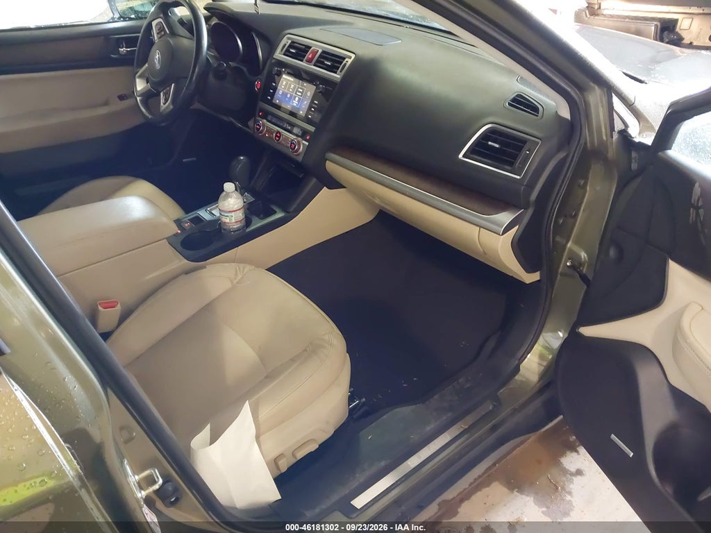 2016 Subaru Outback 2.5I Limited photo 5