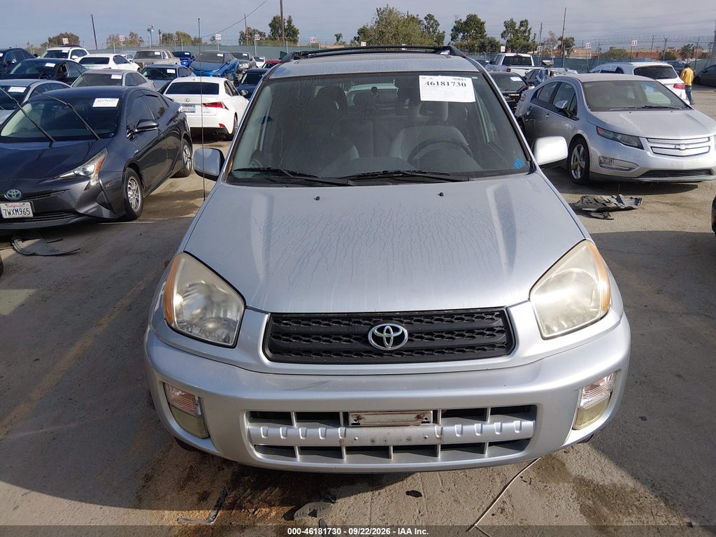 2003 Toyota RAV4 photo 6