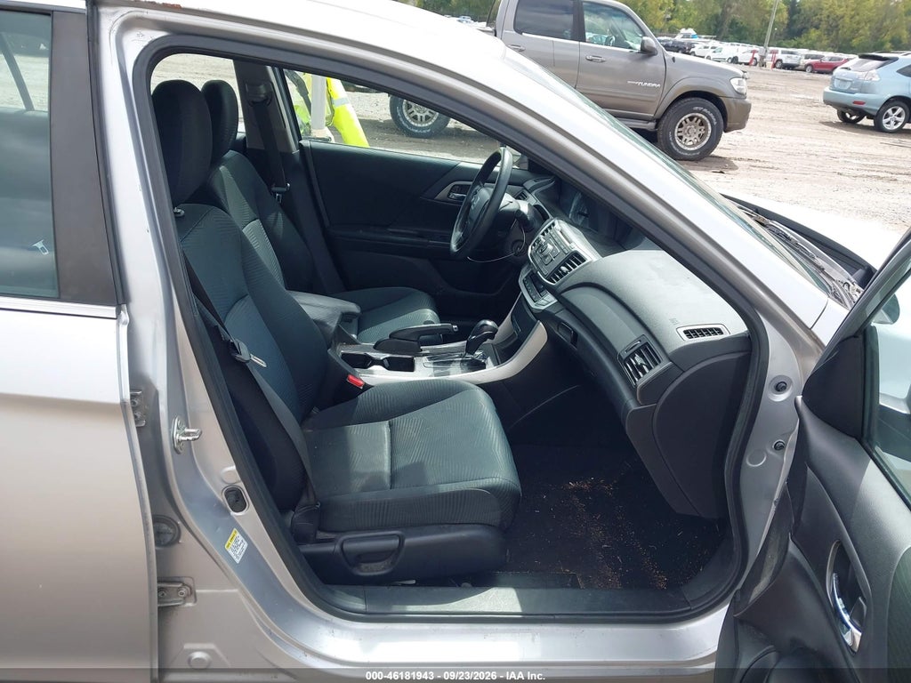 2014 Honda Accord LX photo 5