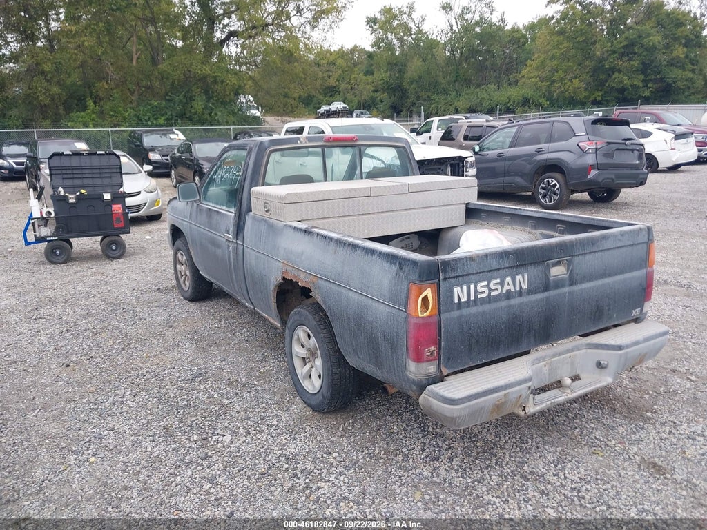 1997 Nissan 4X2 Truck XE photo 3