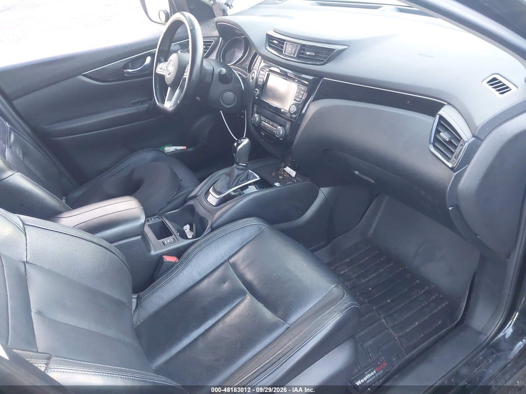 2018 Nissan Rogue Sport SL photo 5