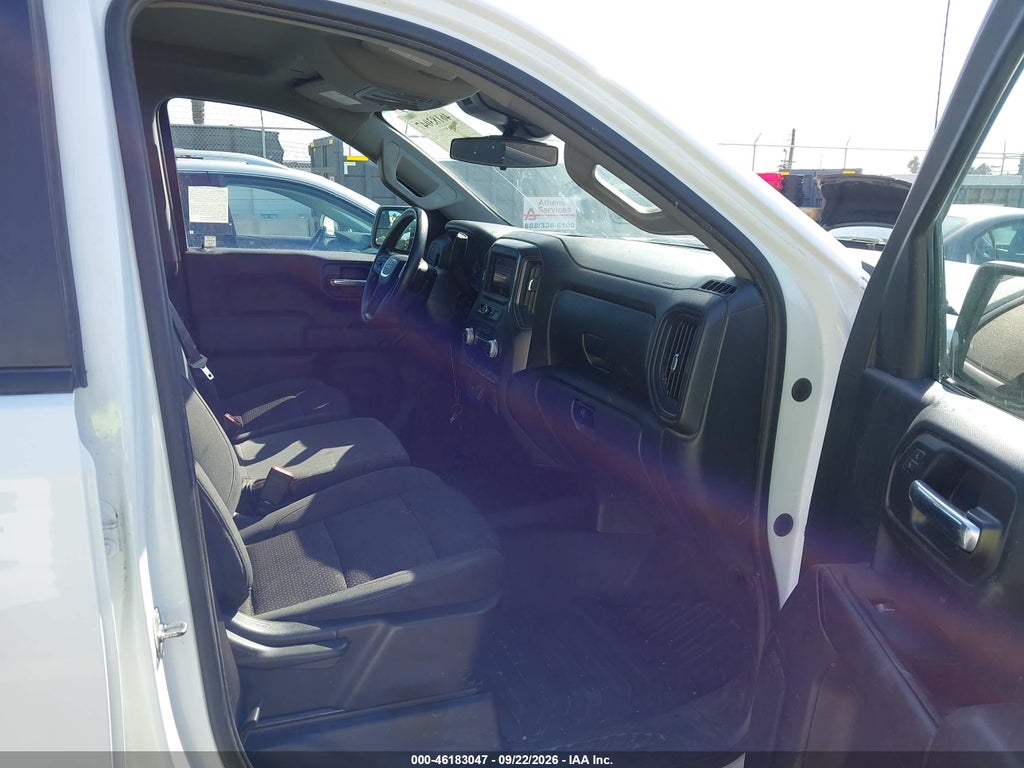 2023 GMC Sierra 1500 2WD Standard Box PRO photo 5
