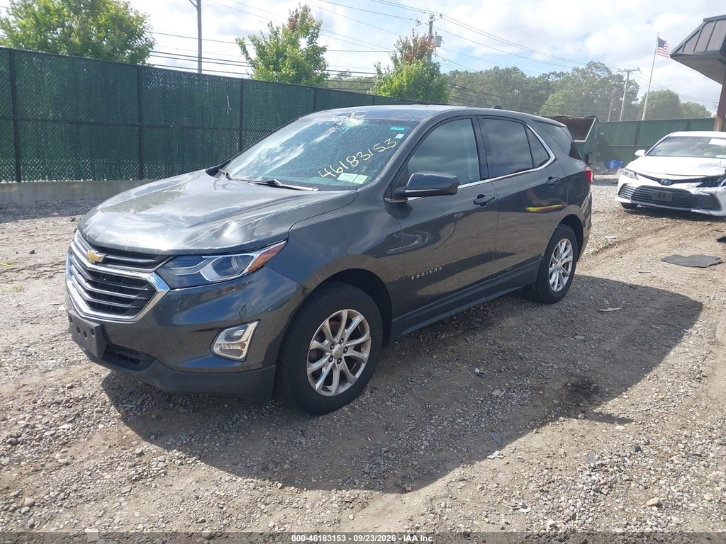 2019 Chevrolet Equinox LT photo 2