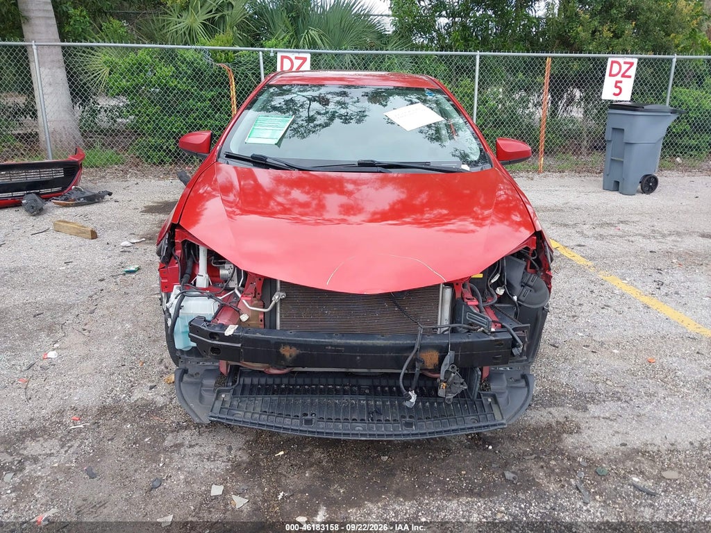 2019 Toyota Corolla LE photo 6