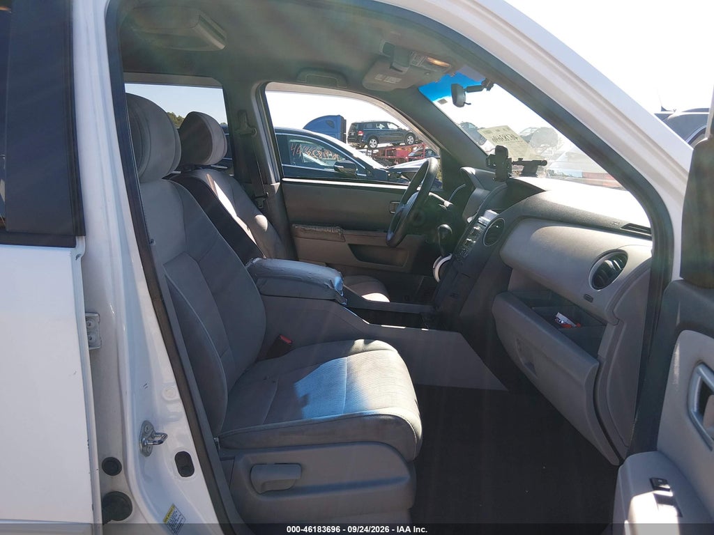 2010 Honda Pilot EX photo 5