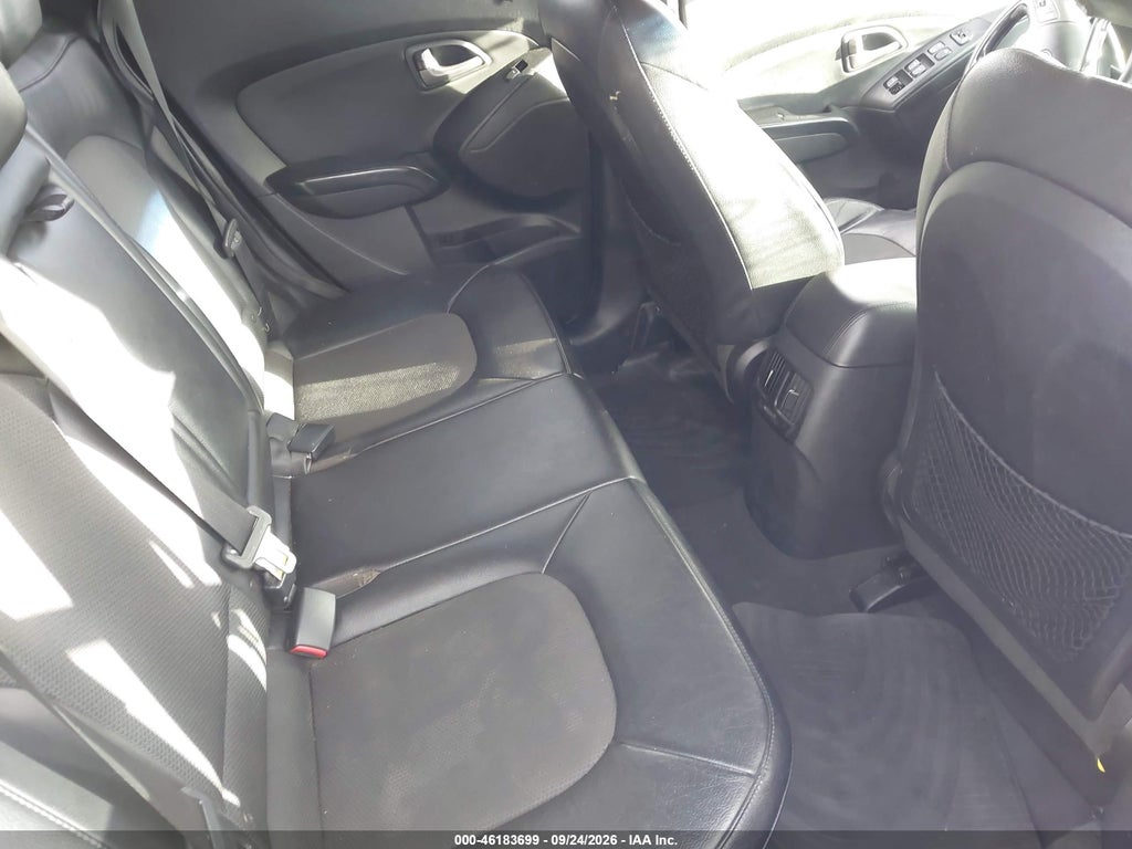 2014 Hyundai Tucson SE photo 8