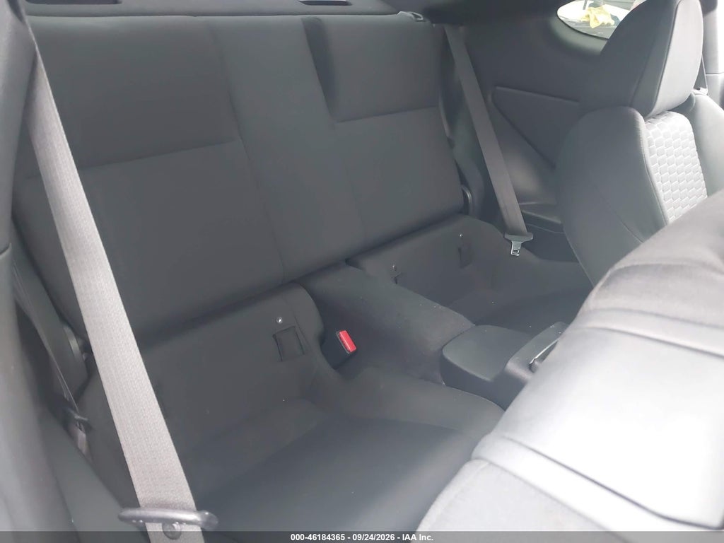 2025 Toyota GR86 photo 8