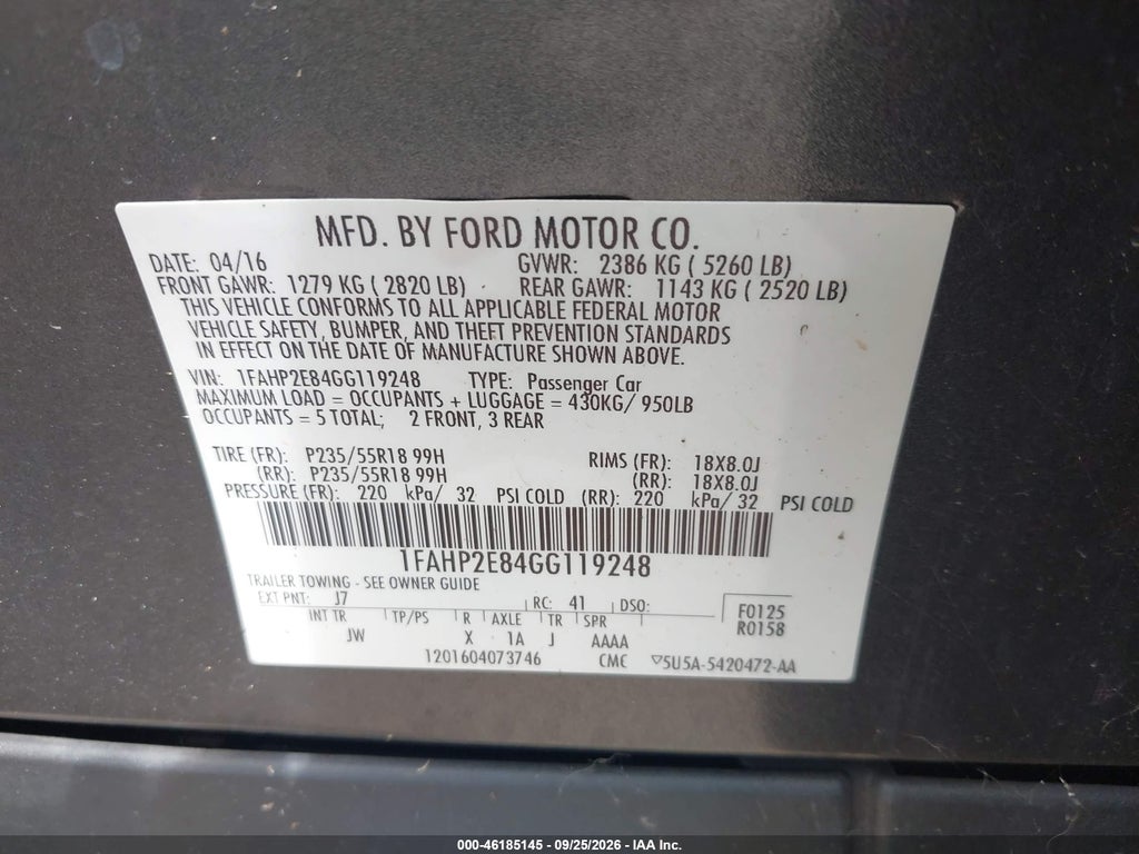 2016 Ford Taurus SEL photo 9