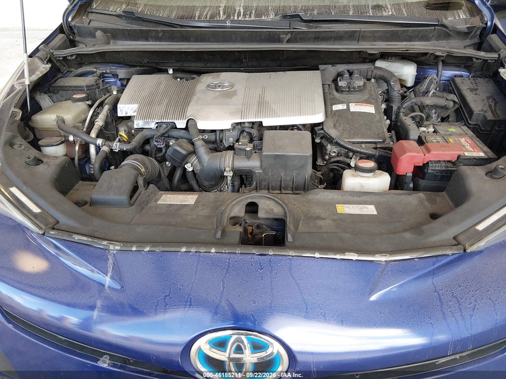 2016 Toyota Prius Three photo 10
