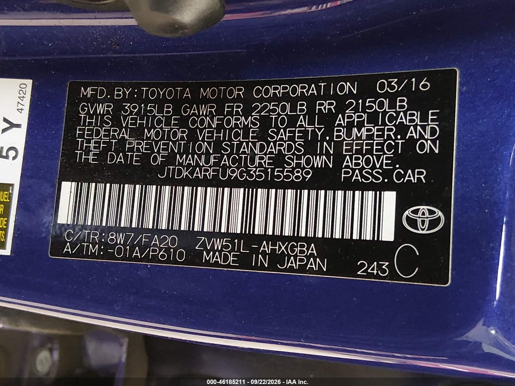 2016 Toyota Prius Three photo 9