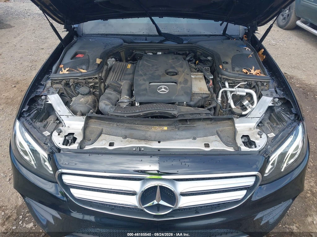 2018 Mercedes-Benz E 300 4MATIC photo 10