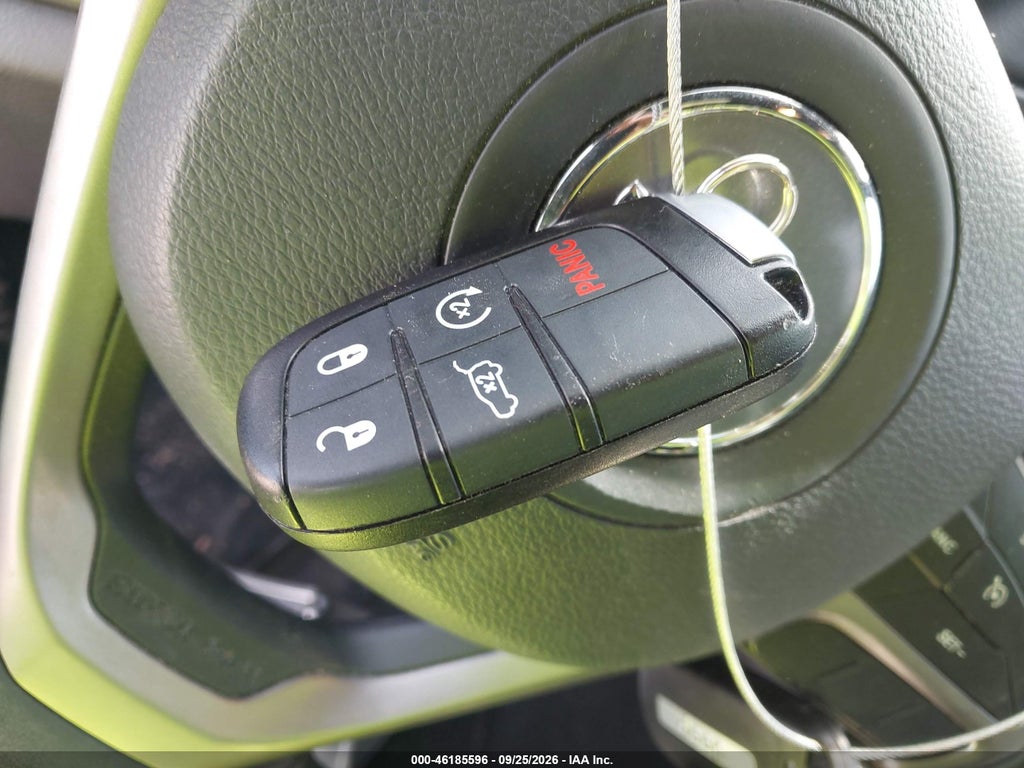 2019 Jeep Grand Cherokee Altitude 4X4 photo 11