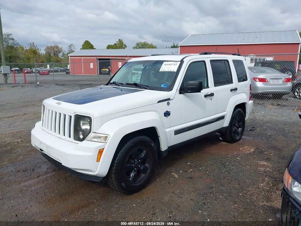 2012 Jeep Liberty Sport photo 2