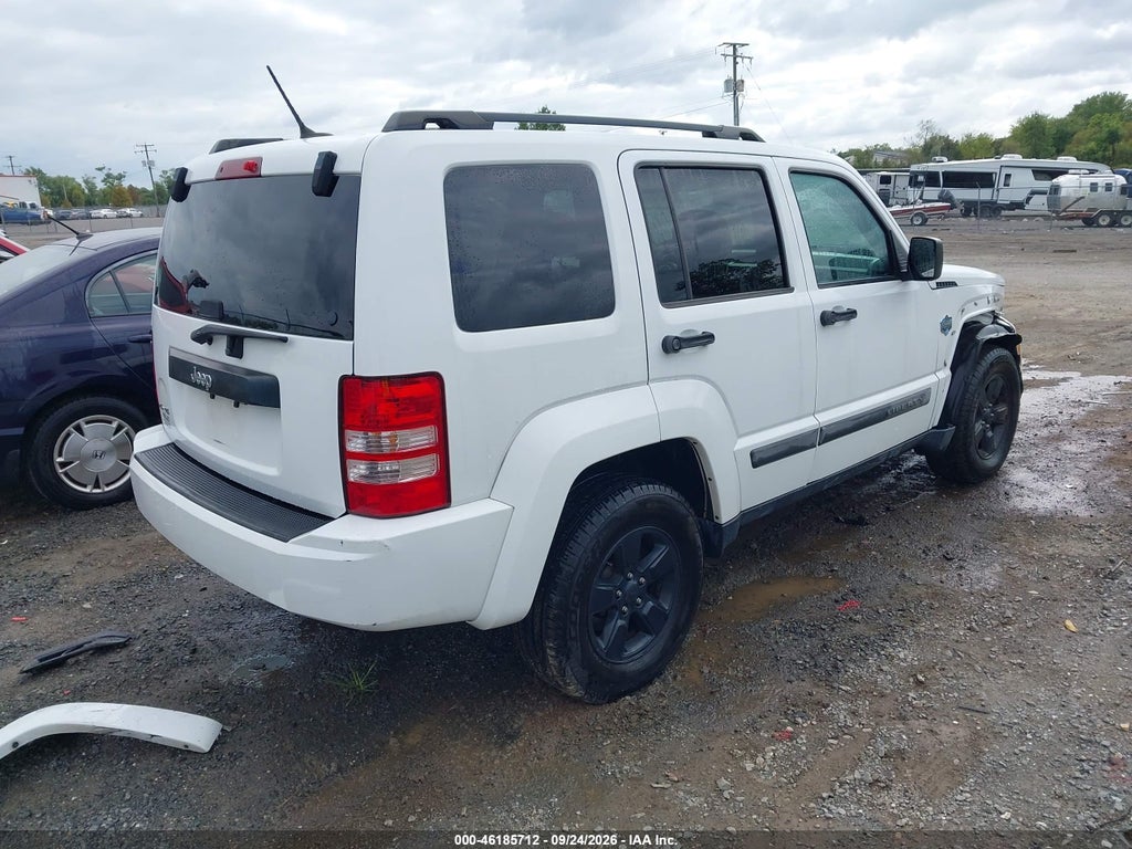 2012 Jeep Liberty Sport photo 4