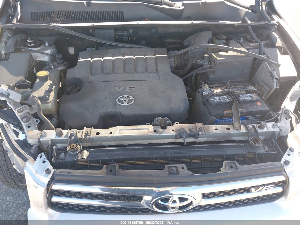 2007 Toyota RAV4 Limited V6 photo 10