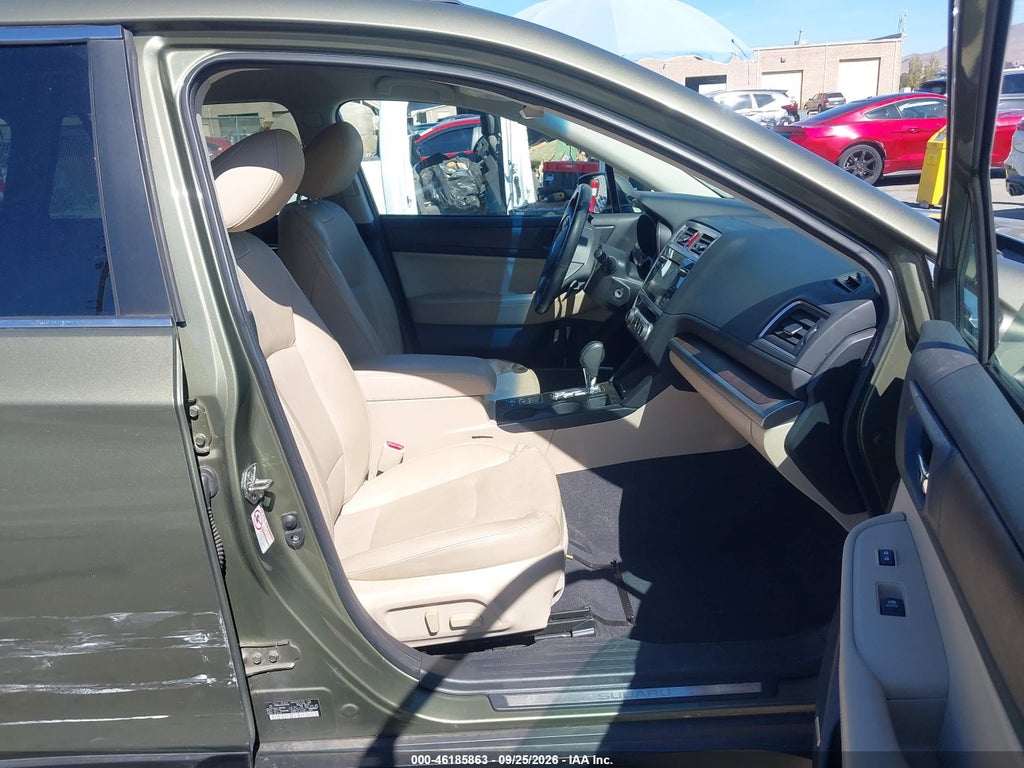 2016 Subaru Outback 2.5I Limited photo 5