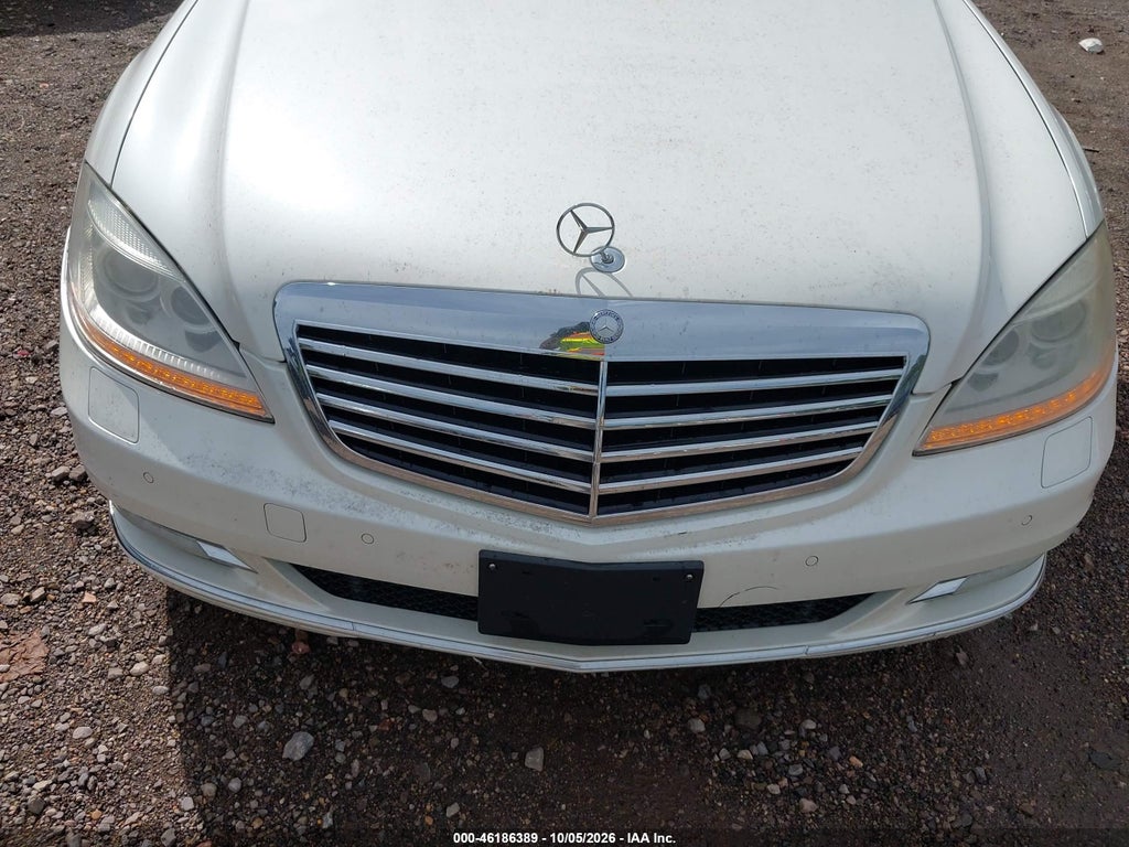 2010 Mercedes-Benz S 550 4MATIC photo 6