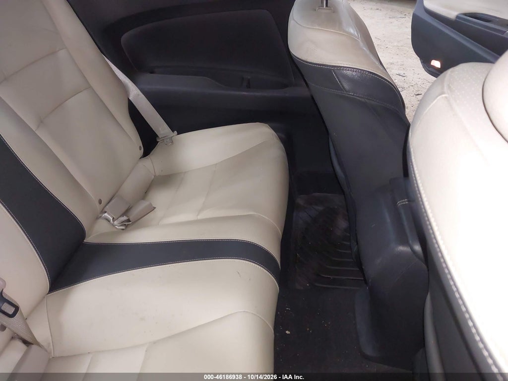 2017 Honda Accord EX-L V6 photo 8