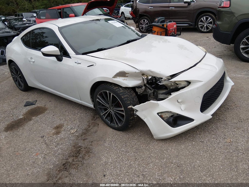 2013 Scion FR-S photo 1
