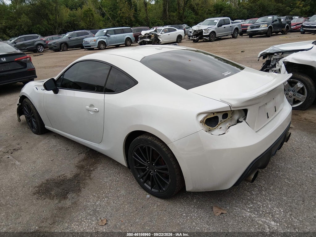 2013 Scion FR-S photo 3