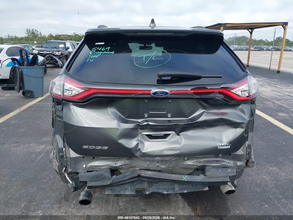 2017 Ford Edge SEL photo 6