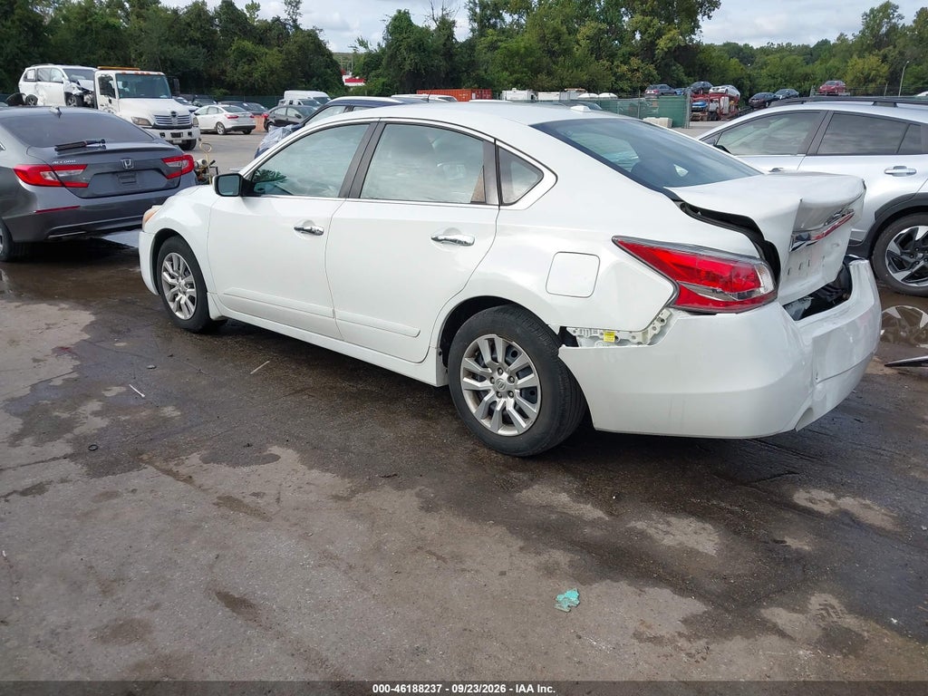 2015 Nissan Altima 2.5 S photo 3
