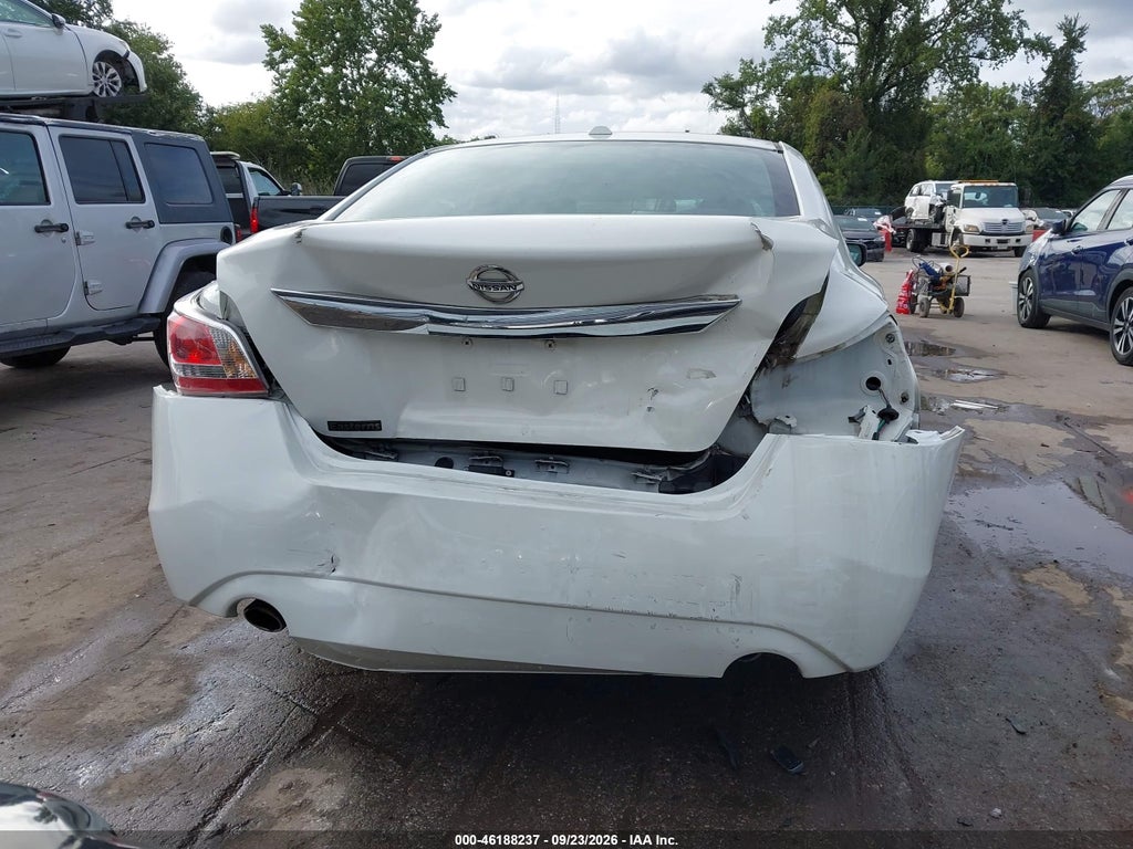 2015 Nissan Altima 2.5 S photo 6