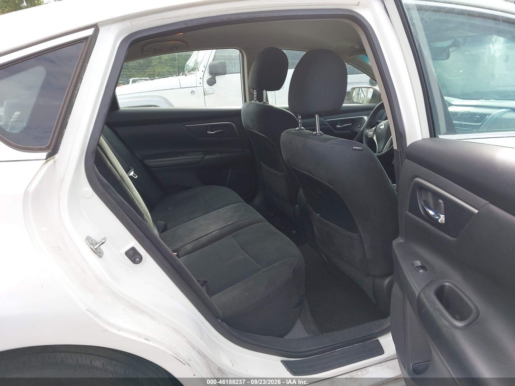 2015 Nissan Altima 2.5 S photo 8