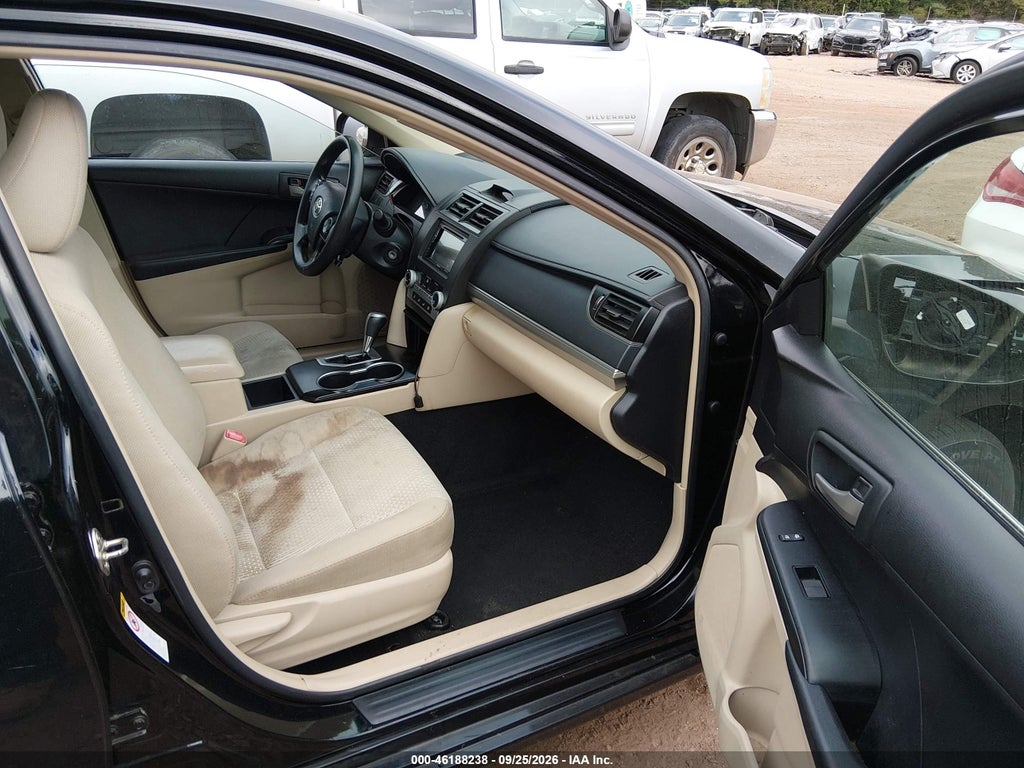 2014 Toyota Camry L photo 5