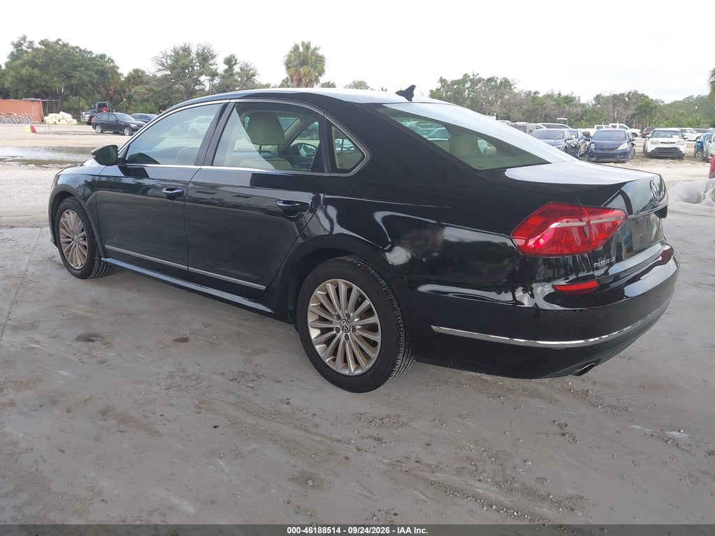 2016 Volkswagen Passat 1.8T SE photo 3