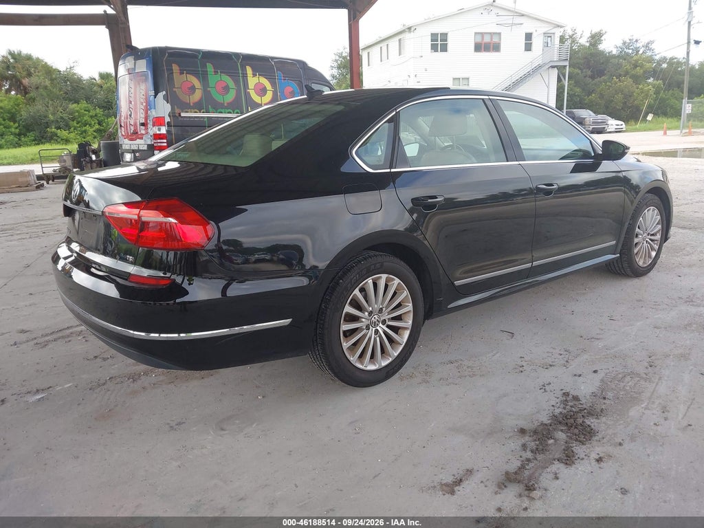 2016 Volkswagen Passat 1.8T SE photo 4