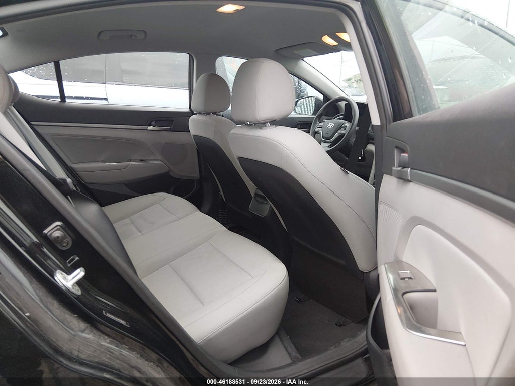 2017 Hyundai Elantra SE photo 8