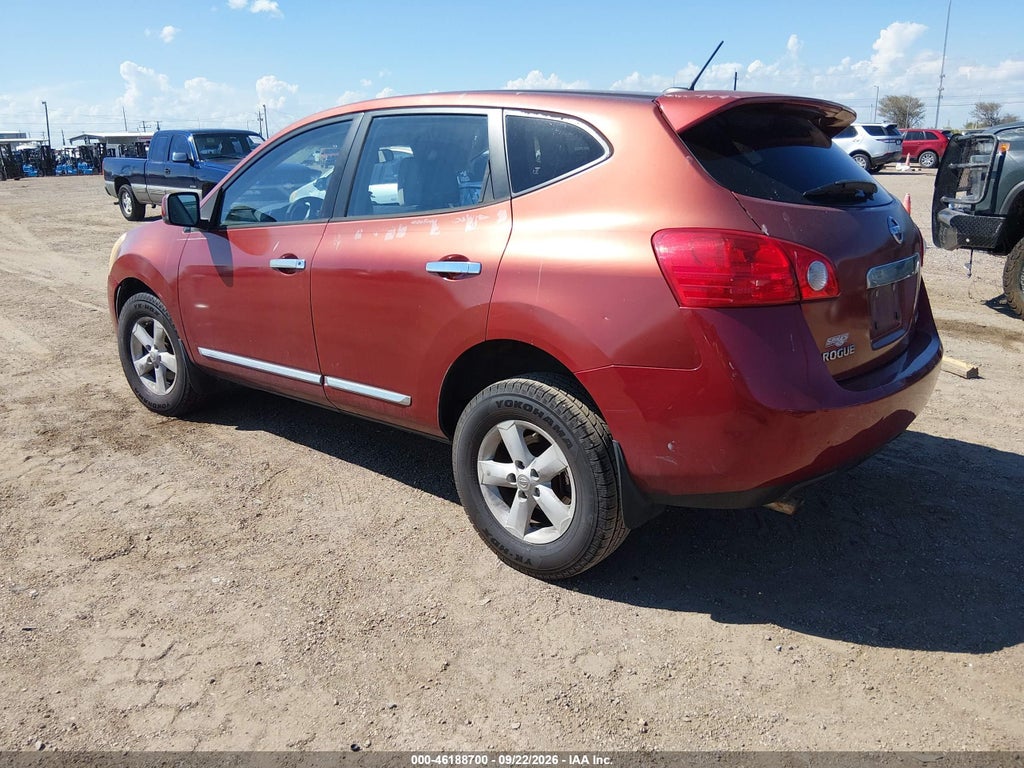 2013 Nissan Rogue S photo 3